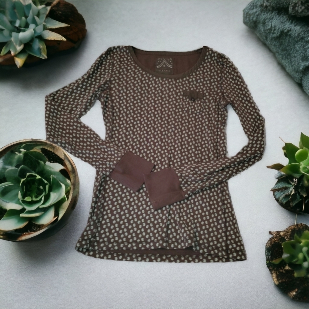 Old Navy Green Pattern long sleeve - Picture 3 of 6